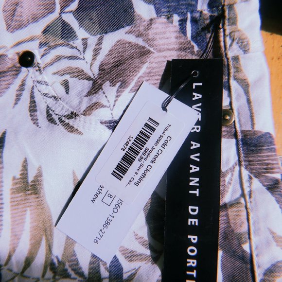 SOLD - Tribal Printed Jeans - Picture 6 of 6